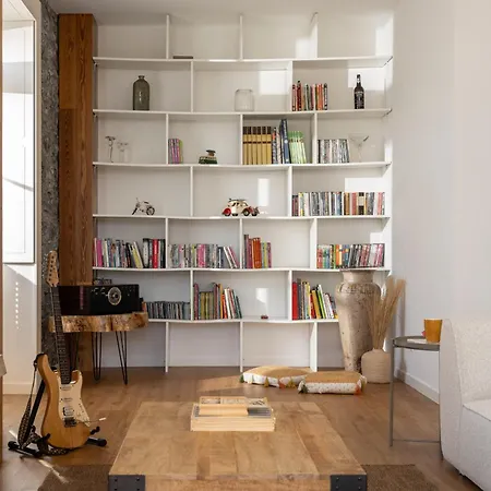 Traditional House Cozy 3-bedroom House * פונשל