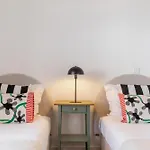 Semesterbostad Traditional House Cozy 3-bedroom House