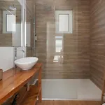 Traditional House Cozy 3-bedroom House Funchal (Madeira)