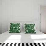 Traditional House Cozy 3-bedroom House Funchal (Madeira)