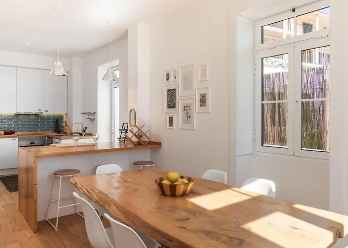 Traditional House Cozy 3-bedroom House Holiday home *