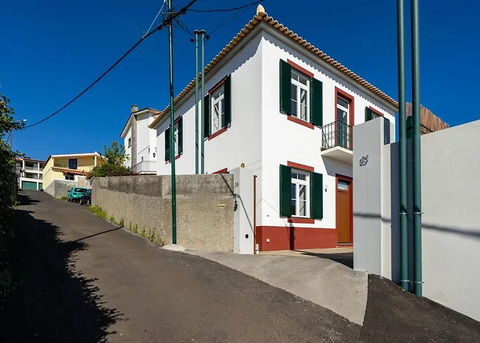 Holiday home Traditional House Cozy 3-bedroom House